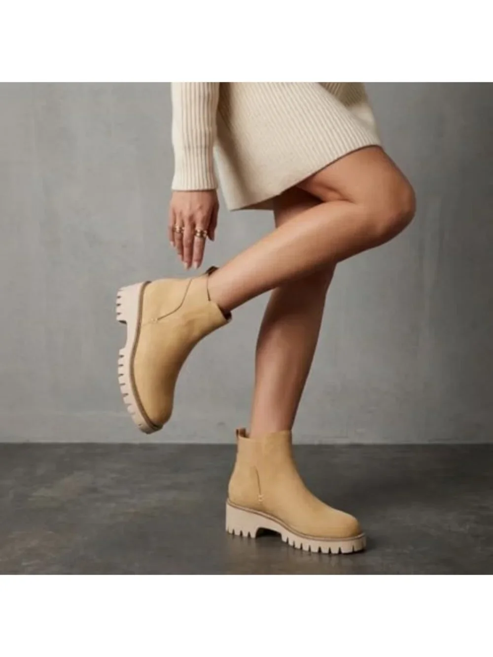 Lightweight Chelsea Ankle Boots for Women | Cushioning, Lug Sole, Stylish
